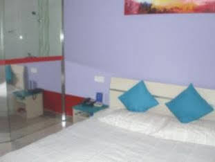 Stars 99 Hotel Hotel 2*